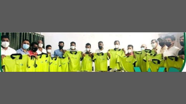 വൈ​റ്റ് ഗാ​ർ​ഡി​ന്​ യൂ​നി​ഫോം ന​ൽ​കി ഗ്രീ​ൻ ഫോ​ർ​ട്ട് കു​വൈ​ത്ത്​