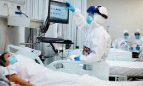 പ്ര​വാ​സി​ക​ൾ​ക്ക് സ്വ​കാ​ര്യ ആ​ശു​പ​ത്രി​ക​ളി​ൽ കോ​വി​ഡ് ചി​കി​ത്സ ല​ഭി​ക്കു​ന്നി​ല്ലെ​ന്ന് പ​രാ​തി