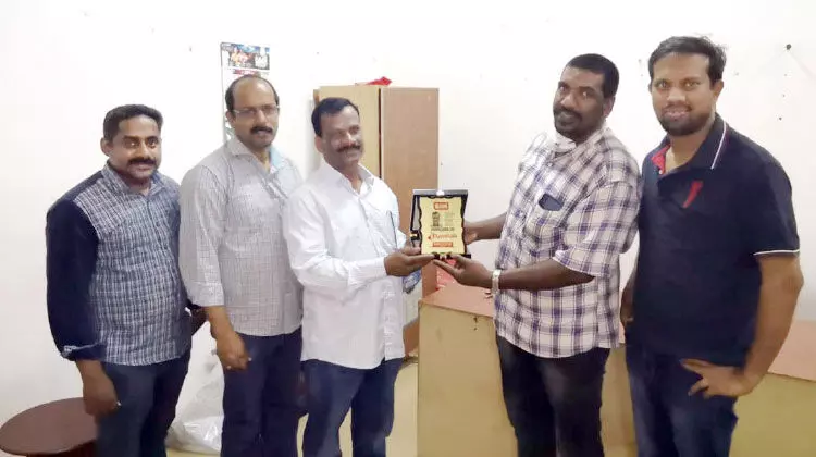 കേളി യാത്രയയപ്പ് നൽകി കേളി യാത്രയയപ്പ് നൽകി