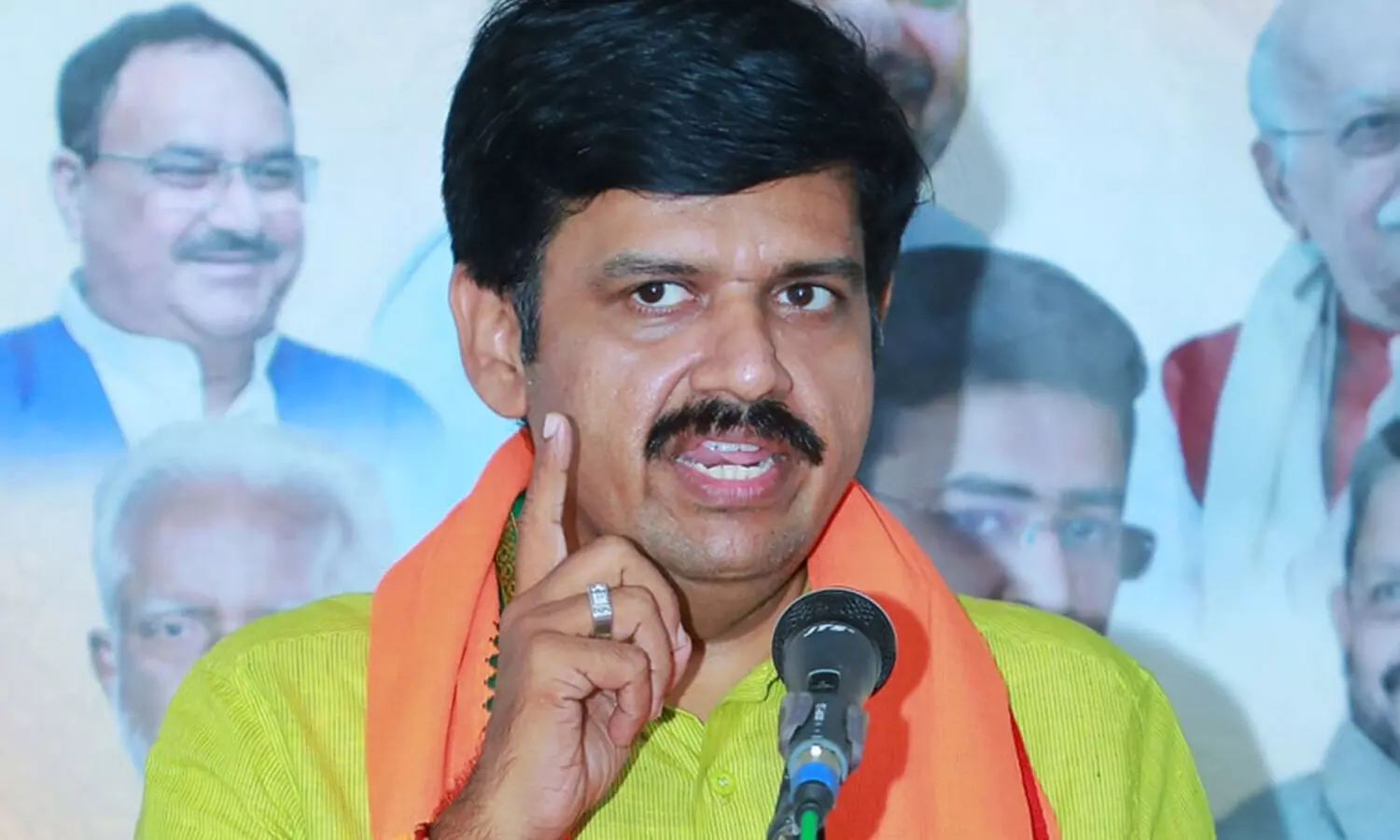 ഓൺലൈൻ ക്ലാസിന്​ ബദൽ നിർദേശവുമായി സന്ദീപ്​ വാര്യർ