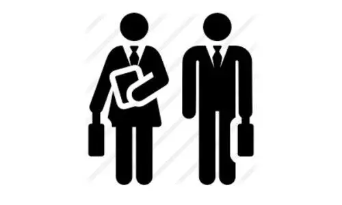 നാ​ട്ടി​ൽ കു​ടു​ങ്ങി​യ വി​ദേ​ശ അ​ധ്യാ​പ​ക​ർ വെ​ബ്​​സൈ​റ്റി​ൽ വി​വ​രം ന​ൽ​ക​ണം