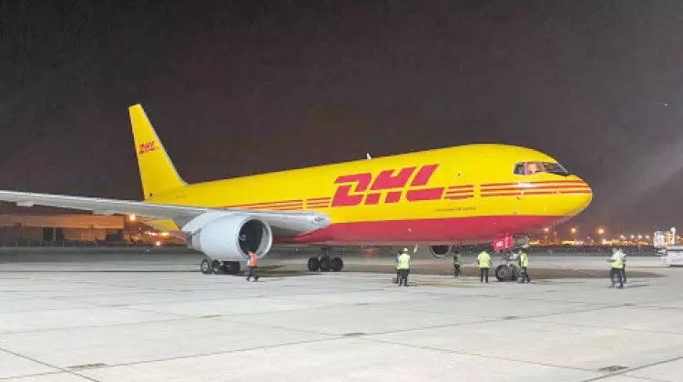 കോവിഡ്: രണ്ടു ലക്ഷത്തിലേറെ വാക്സിൻ ഡോസുകൾ എത്തി കോവിഡ്: രണ്ടു ലക്ഷത്തിലേറെ വാക്സിൻ ഡോസുകൾ എത്തി