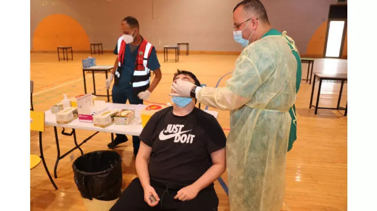 സ്​​കൂ​ൾ പ​രീ​ക്ഷ: വി​ദ്യാ​ർ​ഥി​ക​ൾ​ക്ക്​ പി.​സി.​ആ​ർ പ​രി​ശോ​ധ​ന ന​ട​ത്തി