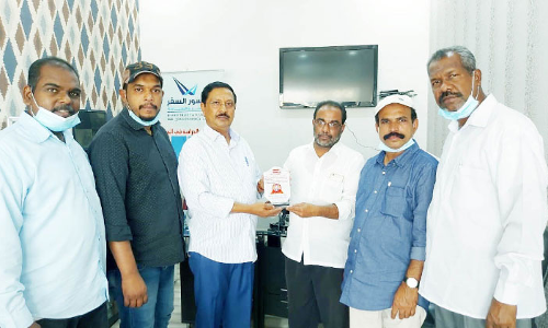 മു​ഹ​മ്മ​ദ് അ​ലി​ക്ക് കേ​ളി യാ​ത്ര​യ​യ​പ്പ് ന​ൽ​കി