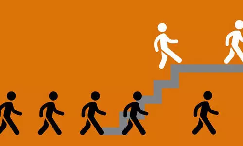 സാമ്പത്തിക സംവരണത്തിന്​ സഹതാപമുദ്ര നൽകു​േമ്പാൾ