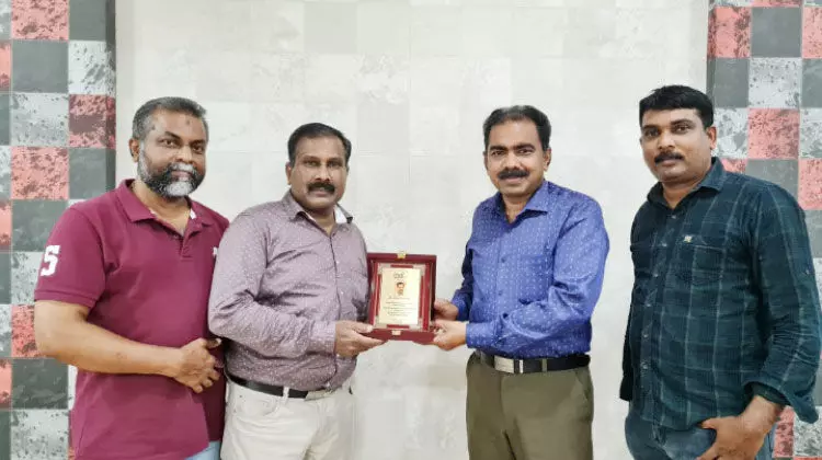 മാറ്റ് ബഹ്‌റൈൻ യാത്രയയപ്പ്​ നൽകി