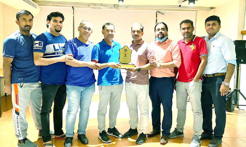 മു​സ്ത​ഫ ക​വ്വാ​യി​ക്ക് യാ​ത്ര​യ​യ​പ്പ് ന​ൽ​കി