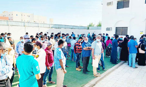 പ്ര​വാ​സി ഇ​ന്ത്യ​ക്കാ​ർ​ക്ക്​ ഇ​രു​ട്ട​ടി: യാം​ബു​വി​ലെ കോ​ൺ​സു​ലാ​ർ സ​ന്ദ​ർ​ശ​നം റ​ദ്ദാ​ക്കി