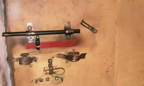 10 വർഷം പ്രണയിനിയെ മുറിയിൽ പൂട്ടിയിട്ടു; പാലക്കാ​ട്ടെ വിചിത്ര ജീവിതം​ വിശ്വസിക്കാനാവാതെ നാട്ടുകാർ