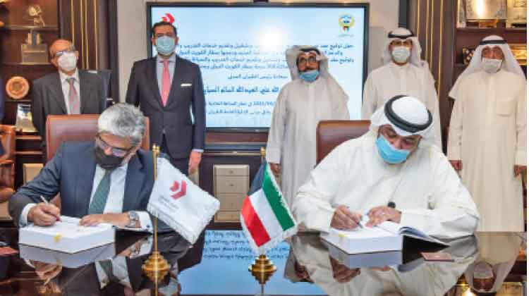 വിമാനത്താവളത്തിൽ ആധുനിക ഉപകരണങ്ങൾ സ്ഥാപിക്കുന്നു വിമാനത്താവളത്തിൽ ആധുനിക ഉപകരണങ്ങൾ സ്ഥാപിക്കുന്നു