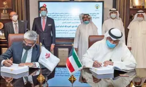 വിമാനത്താവളത്തിൽ ആധുനിക ഉപകരണങ്ങൾ സ്ഥാപിക്കുന്നു വിമാനത്താവളത്തിൽ ആധുനിക ഉപകരണങ്ങൾ സ്ഥാപിക്കുന്നു