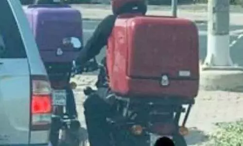 ഡെ​ലി​വ​റി ബൈ​ക്കു​ക​ളു​ടെ അ​പ​ക​ടം വ​ർ​ധി​ക്കു​ന്നു