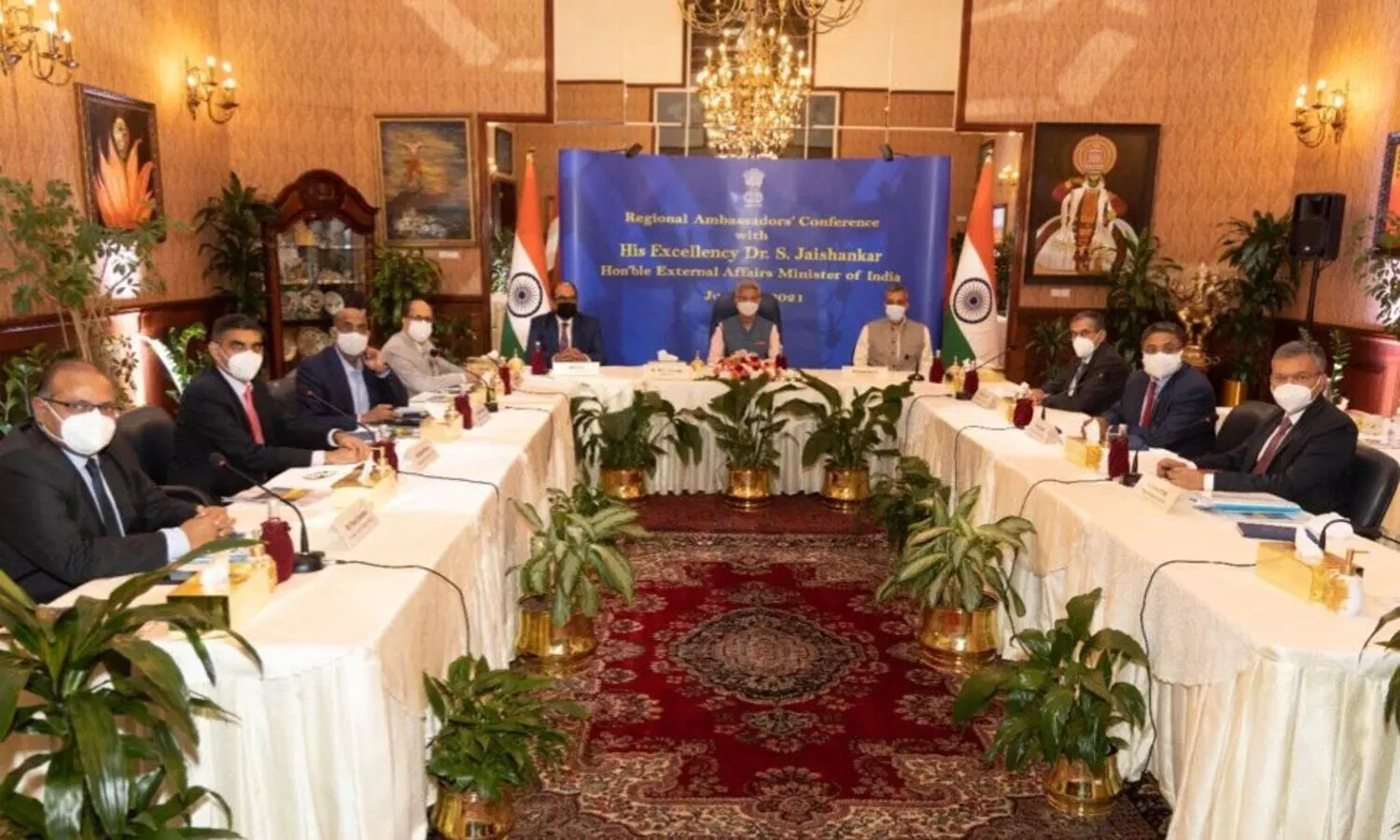 മേഖലയിലെ ഇന്ത്യൻ അംബാഡർമാരുടെ യോഗം വിളിച്ച്​ കേന്ദ്രമന്ത്രി