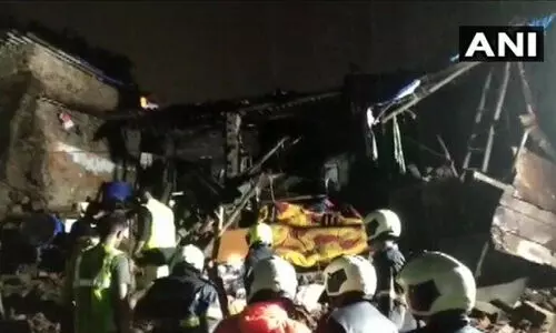 മുംബൈയില്‍ വീണ്ടും കെട്ടിടം തകര്‍ന്നു; ഒരു മരണം