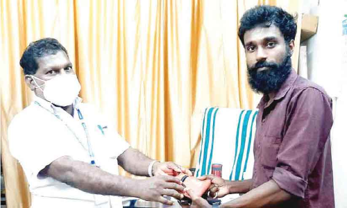 കളഞ്ഞുപോയതൊന്നും രാജേന്ദ്ര​ന്‍റെ കണ്ണിൽപെട്ടാൽ നഷ്​ടമാവില്ല