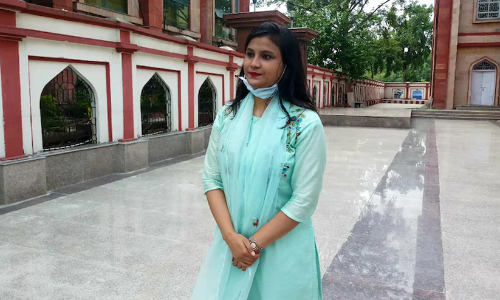 ബിഹാര്‍ പൊലീസിലെ ആദ്യ മുസ്‌ലിം വനിതാ ഡി.എസ്.പിയായി റസിയ സുല്‍ത്താന്‍