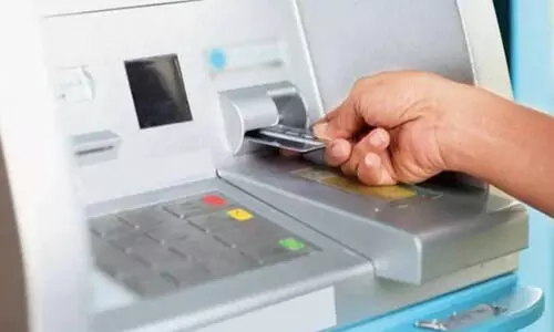 എ.ടി.എം ഇടപാട്​ ചാർജ്​ വർധിപ്പിക്കാൻ ബാങ്കുകൾക്ക്​ അനുമതി നൽകി ആർ.ബി.ഐ