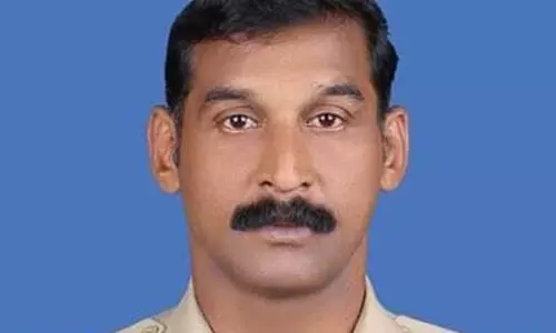 സസ്പെൻഷനിലിരിക്കെ എ.എസ്​.ഐ വീട്ടിൽ തൂങ്ങി മരിച്ച നിലയിൽ