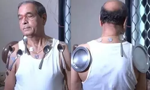 രണ്ട്​ ഡോസ്​ വാക്‌സിന്‍ എടുത്തശേഷം ശരീരത്തിന് കാന്തികശക്തി ലഭിച്ചെന്ന്​ നാസിക്​ സ്വദേശി; തെളിവിന്​ വിഡിയോയും