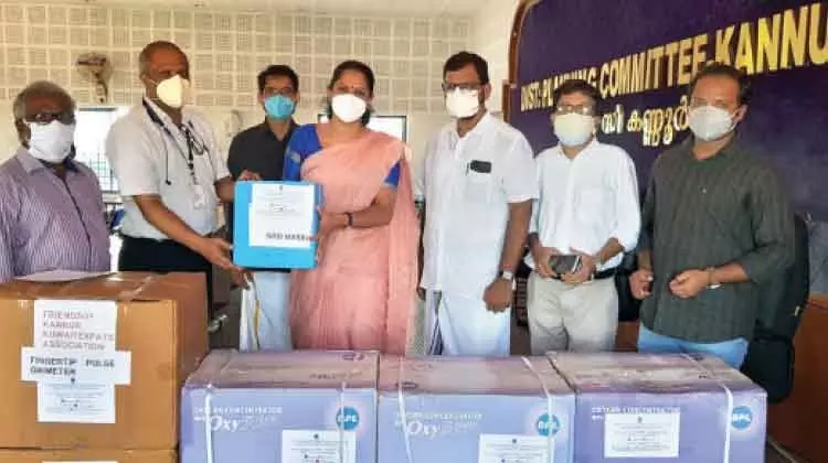 ഫോ​ക്​ കോ​വി​ഡ് പ്ര​തി​രോ​ധ മെ​ഡി​ക്ക​ൽ ഉ​പ​ക​ര​ണ​ങ്ങ​ൾ ന​ൽ​കി