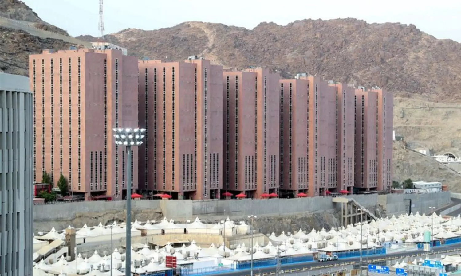 ഇപ്രാവശ്യത്തെ ഹജ്ജിന് മൂന്ന് പാക്കേജുകൾ; യാത്ര മുഴുവൻ ബസിൽ