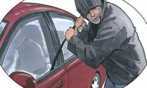 വേനൽക്കാലത്ത്​ കാർ മോഷണം കൂടുന്നു: പട്രോളിങ്​ ശക്തമാക്കി പൊലീസ്