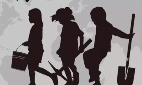 ഇന്ന്​ ബാലവേല വിരുദ്ധദിനം:   രണ്ടുവർഷത്തിനിടെ ബാലവേലയിൽ നിന്ന് രക്ഷിച്ചത് 400ലേറെ കുരുന്നുകളെ