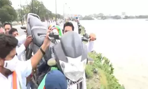 bike thrown to lake
