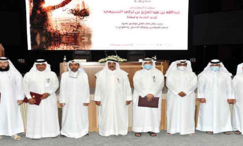 മത്സ്യബന്ധന ബോട്ടുകൾക്ക് സൗജന്യ ഇന്ധനവും ​െഎസും