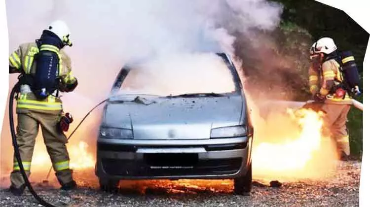 ചൂടേറി; വാഹനം: തീപിടിക്കാതെ ശ്രദ്ധിക്കാം