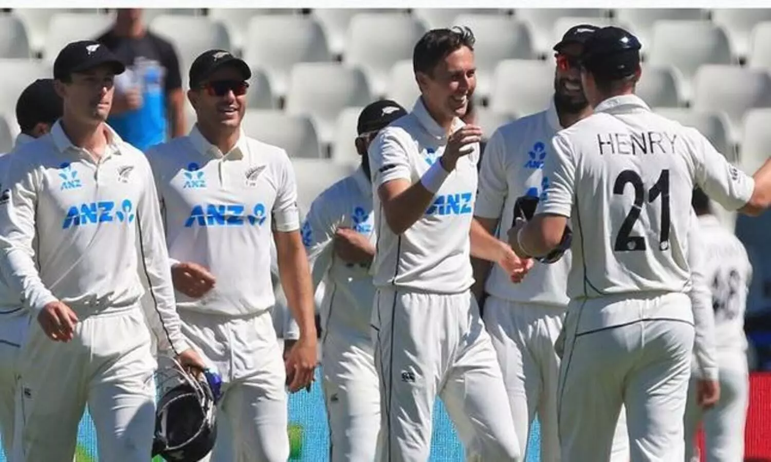 ഇംഗ്ലണ്ടിനെ എട്ടുവിക്കറ്റിന്​ തകർത്ത്​ ന്യൂസിലാൻഡ്​; ഇന്ത്യക്ക്​ മുന്നറിയിപ്പ്​