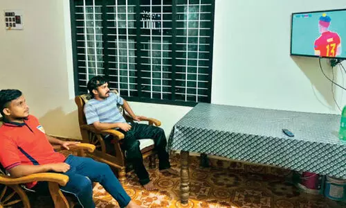 Asil and anis in therattammal house