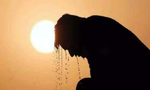 ഉ​ച്ച​വെ​യി​ലി​ൽ ജോ​ലി നി​രോ​ധ​നം ചൊ​വ്വാ​ഴ്​​ച മു​ത​ൽ