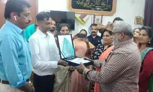 എം.​എ. റ​ഹീ​മി​ന്​ പ​ത്തേ​മാ​രി യാ​ത്ര​യ​യ​പ്പ് ന​ൽ​കി