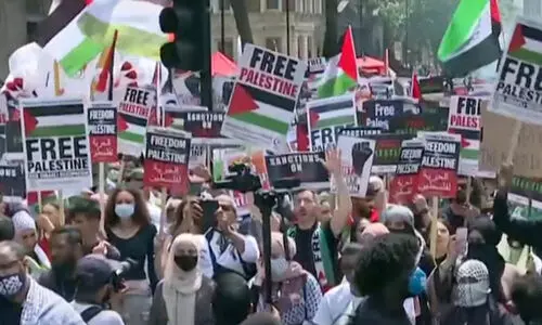 ജി7 ഉച്ചകോടിക്കിടെ ലണ്ടനില്‍ ആയിരങ്ങള്‍ പങ്കെടുത്ത ഫലസ്തീന്‍ ഐക്യദാര്‍ഢ്യ റാലി