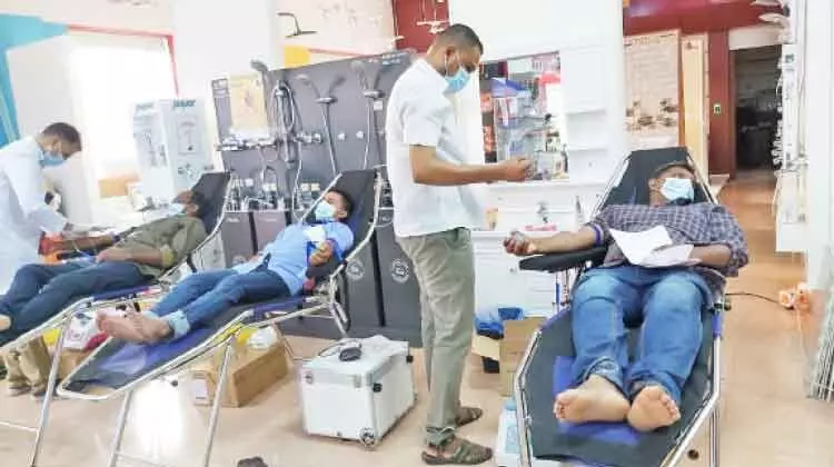 രക്തദാന ക്യാമ്പുകൾ സംഘടിപ്പിച്ചു