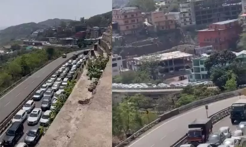 Tourists rush to Shimla as Himachal Pradesh eases Covid curbs, huge traffic Tourists rush to Shimla as Himachal Pradesh eases Covid curbs, huge traffic