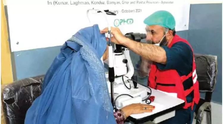 അഫ്ഗാനികളെ കാഴ്​ചയിലേക്ക്​ കൈപിടിച്ച്​ ഖത്തർ റെഡ്ക്രസൻറ്