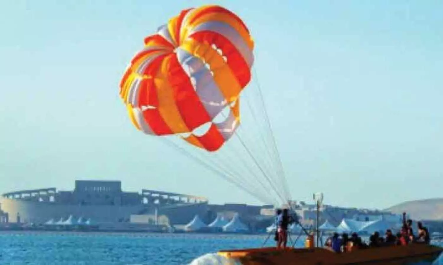 കതാറയിൽ ജലകായിക ഇനങ്ങൾക്ക് നിരക്ക് കുറച്ചു