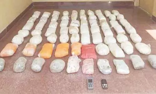 മ​യ​ക്കു​മ​രു​ന്ന്​ ക​ട​ത്താ​ൻ ശ്ര​മി​ച്ച മൂ​ന്നു​​പേ​ർ പി​ടി​യി​ൽ