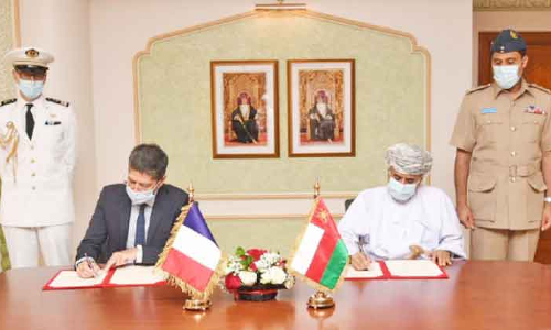 ഒമാനും ഫ്രാൻസും സൈനികസഹകരണ കരാറിൽ ഒപ്പുവെച്ചു