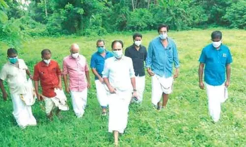 േഡറ്റ ബാങ്കിൽനിന്ന്​ തണ്ണീർതടങ്ങൾ തരം മാറ്റി; നഗരസഭ സംഘം സന്ദർശിച്ചു