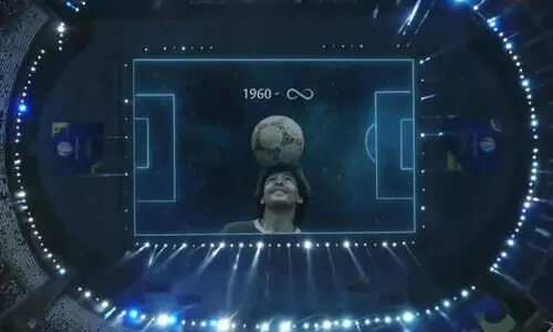 അർജൻറീന-ചിലി മത്സരത്തിന്​ മുന്നോടിയായി മറഡോണക്ക്​ ആദരമർപ്പിച്ചു; 3D വിഡിയോ കാണാം