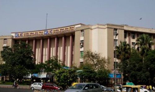 ഗിഫ്​റ്റ്​ കാർഡുമായി എൽ.ഐ.സി