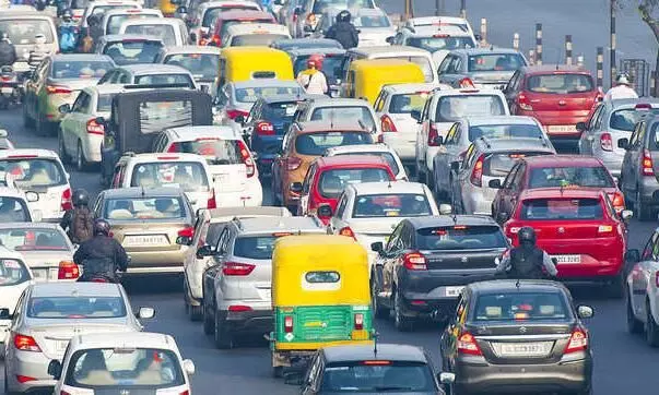Scrap old petrol, diesel cars or face ₹10,000 fine in Delhi