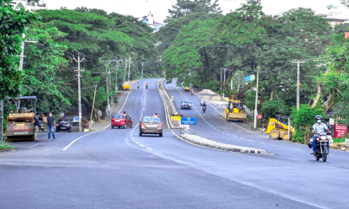 മുഖംമിനുക്കി കോ​ട്ട​യം ശാസ്​ത്രി റോഡ്​