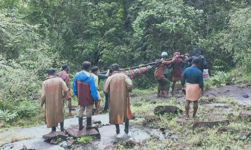 കാട്ടിൽ കൊല്ലപ്പെട്ടയാളുടെ മൃതദേഹം തേടിയുള്ള യാത്ര; കൊടുംവനത്തിൽ ഭീതിയുടെ 12 മണിക്കൂർ