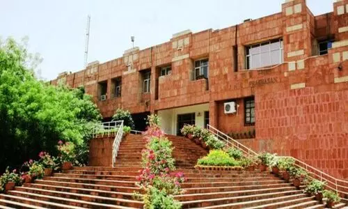 ജെ.എൻ.യു സംഘർഷം: കോടതി ഉത്തരവില്ലാതെ ചാറ്റ്​ വിവരങ്ങൾ കൈമാറാനാവില്ലെന്ന്​ ഗൂഗ്​ൾ