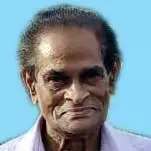 മാ​ങ്ങ പ​റി​ക്കു​ന്ന​തി​നി​ടെ വ​യോ​ധി​ക​ന്‍ ഷോ​ക്കേ​റ്റ് മ​രി​ച്ചു