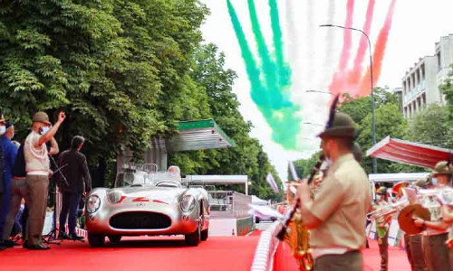 ഇറ്റാലിയൻ കാർ റേസിൽ ദുബൈ പൊലീസും ചീറിപ്പായും